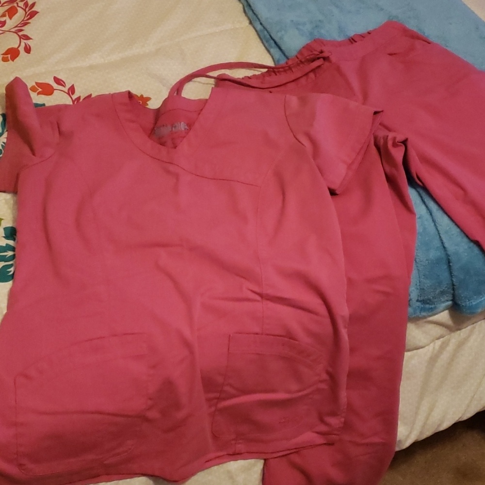 Womens scrubs